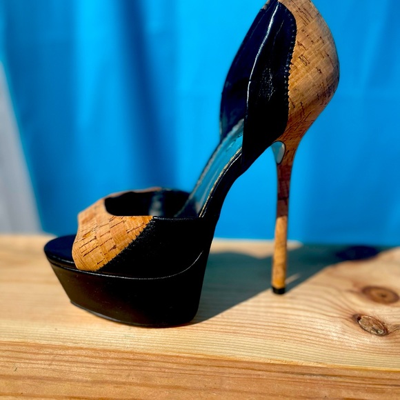 bebe Shoes - BEBE PLATFORMS size. 6 NEW WITHOUT THE BOX